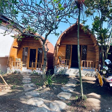 Dikaloha Surfschool And Stay Airsatang Buitenkant foto