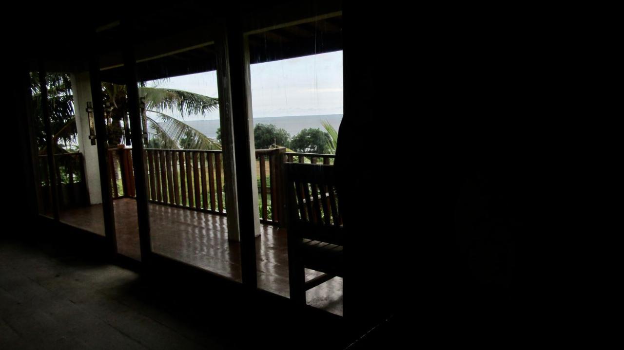 Dikaloha Surfschool And Stay Airsatang Buitenkant foto