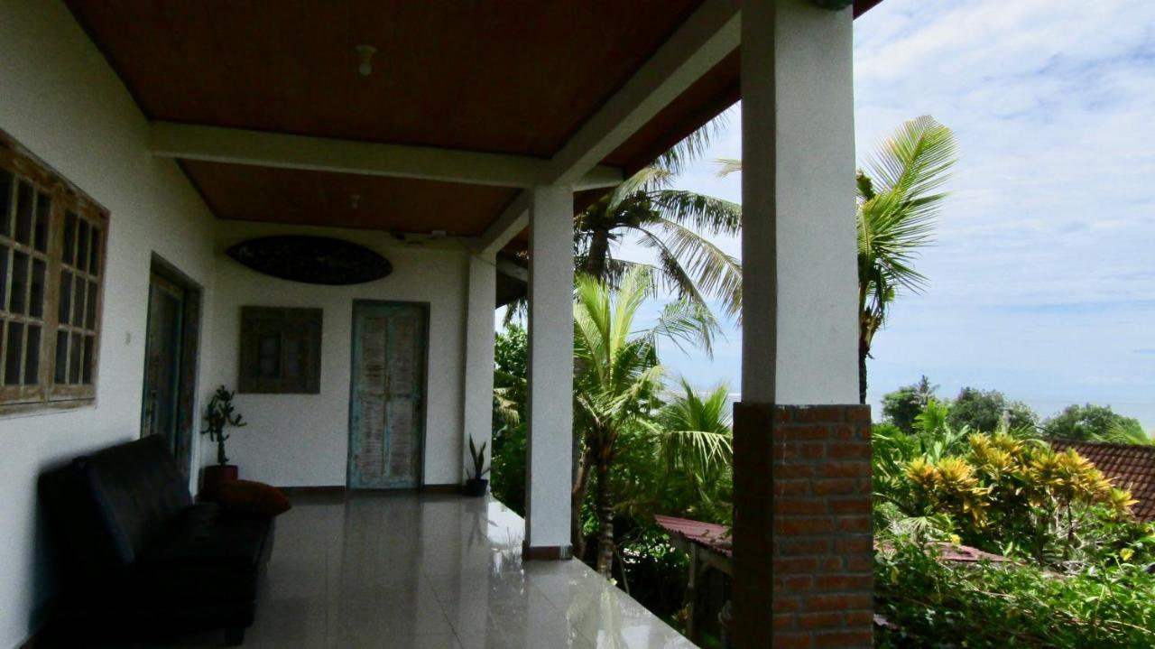 Dikaloha Surfschool And Stay Airsatang Buitenkant foto