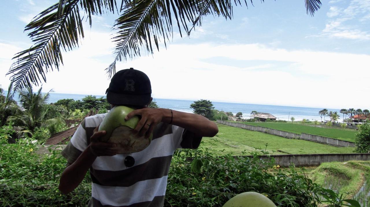 Dikaloha Surfschool And Stay Airsatang Buitenkant foto