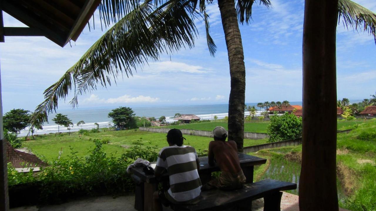 Dikaloha Surfschool And Stay Airsatang Buitenkant foto
