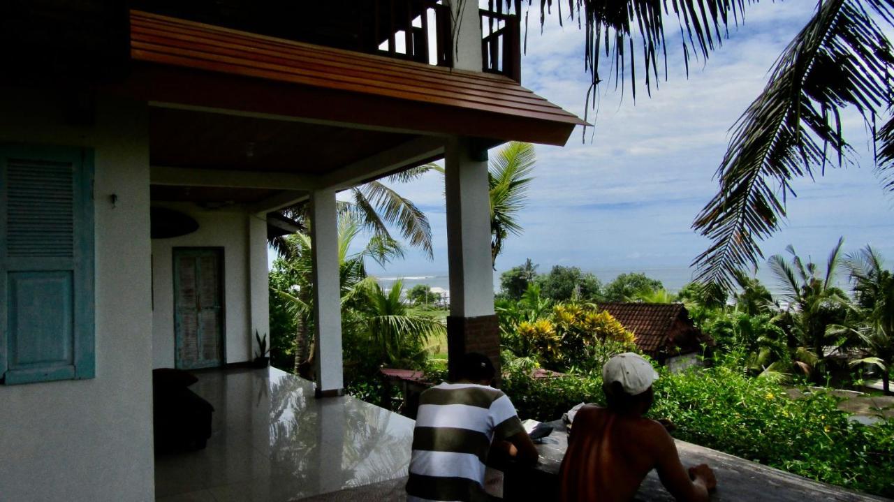 Dikaloha Surfschool And Stay Airsatang Buitenkant foto