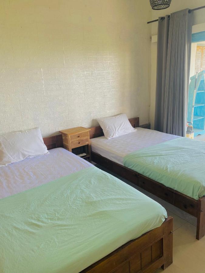 Dikaloha Surfschool And Stay Airsatang Buitenkant foto