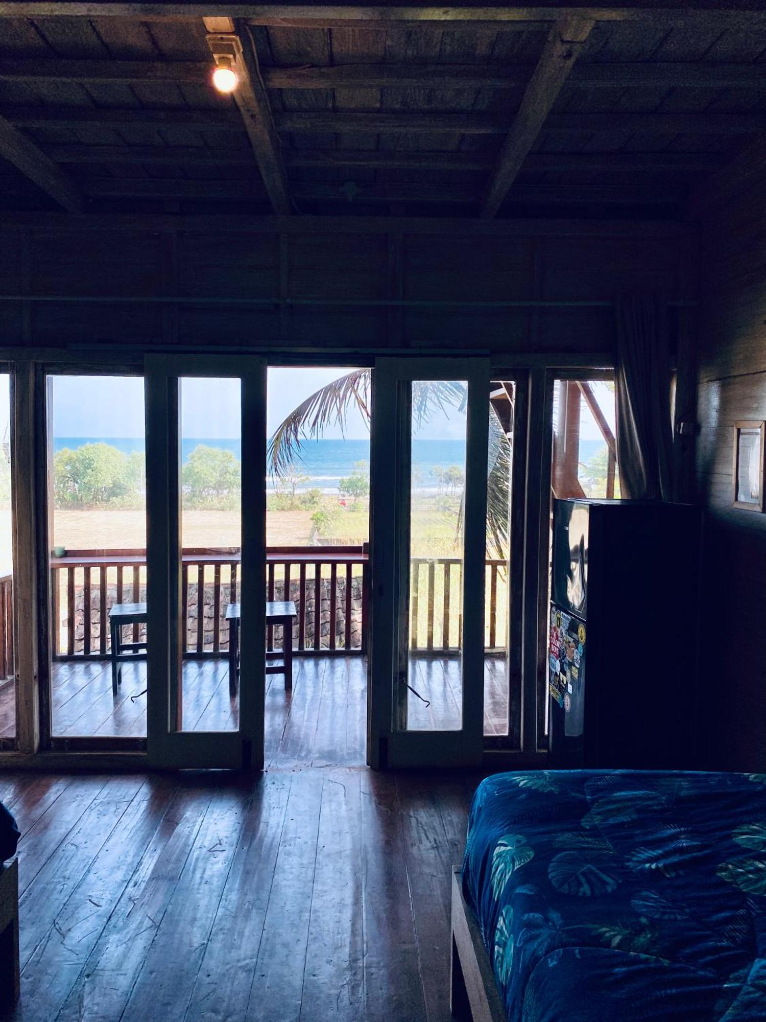 Dikaloha Surfschool And Stay Airsatang Buitenkant foto